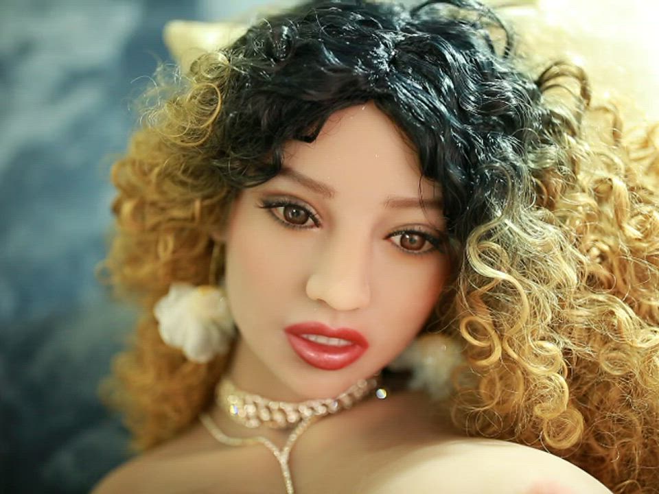 Sex Doll clip