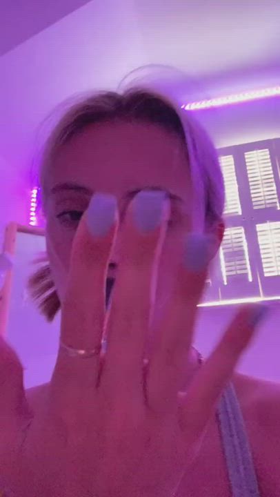 Cleavage Teen TikTok clip
