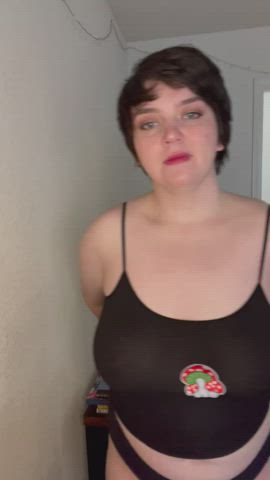 Chubby college slut and just started OnlyFans 😊