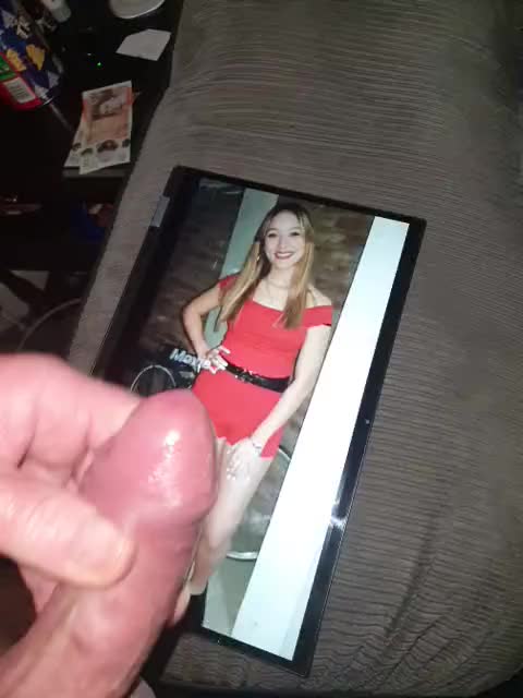 She was so hot and cum worthy