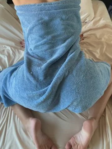 Ass Back Arched Towel clip