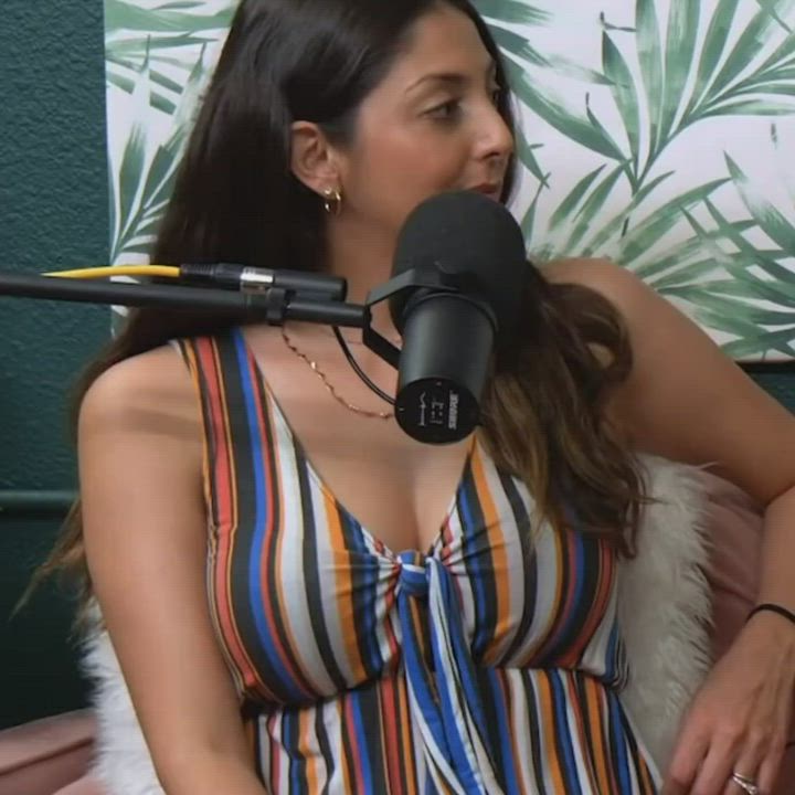 Tiff Cleavage 11