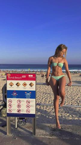 australian blonde non-nude clip