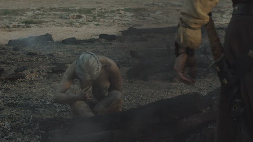 big tits emilia clarke nude tits clip