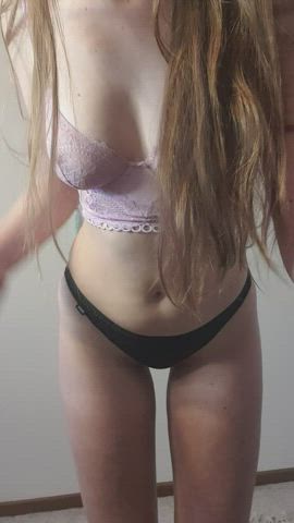 Upvote if you'd creampie me