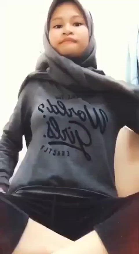hijab malaysian natural tits teen clip