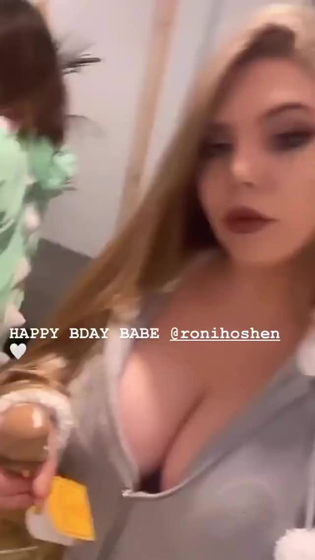 Cumshot clip
