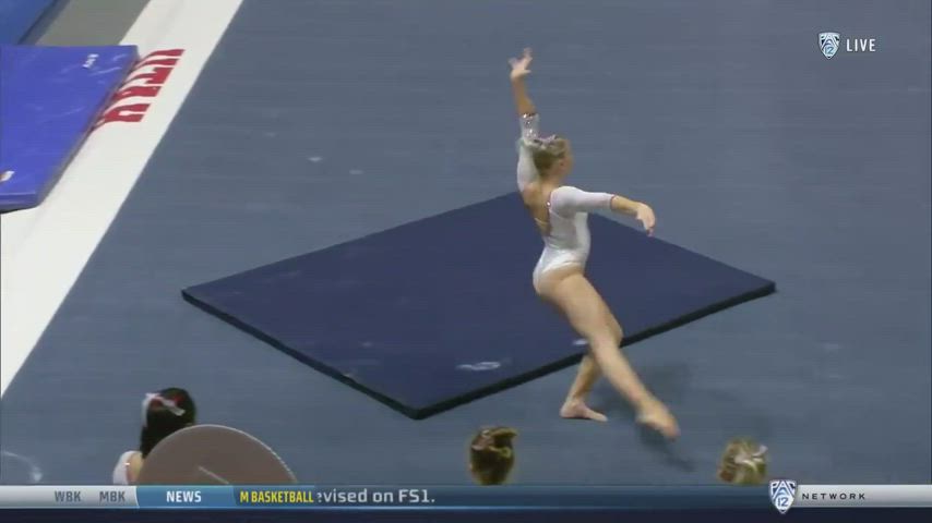 ass college dancing fitness gymnast pawg thick clip