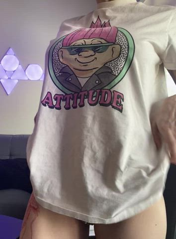 I slept in this tshirt and no panties last night.