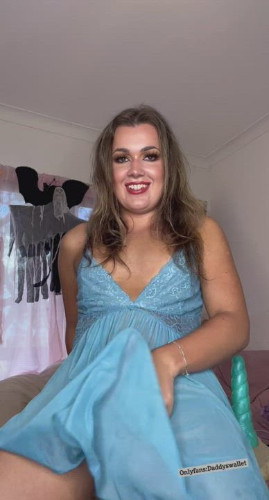 do u like young Australian tgirls with big dicks like me?