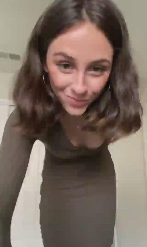amateur dress natural tits petite skinny undressing clip