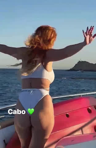 Bella Thorne Celebrity White Girl clip