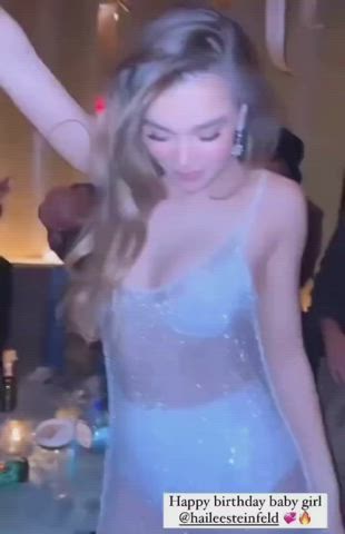 hailee steinfeld sexy sexy voice clip