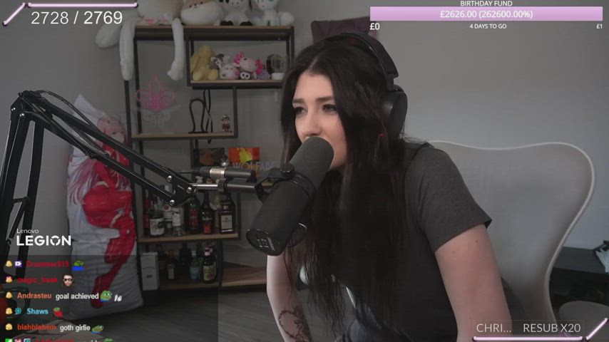 babe legs tits clip