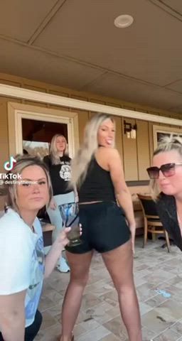 ass blonde milf mom pawg clip