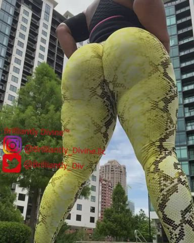 Boobs Booty Bubble Butt clip