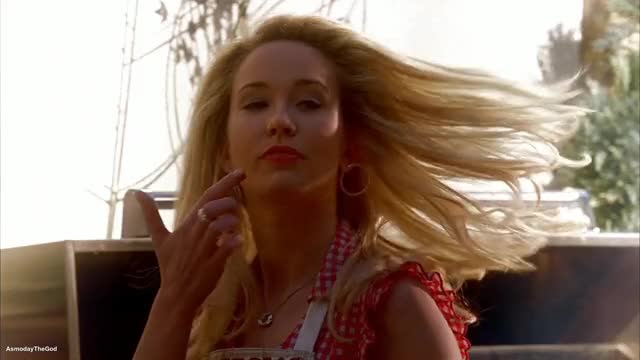 Anna Camp