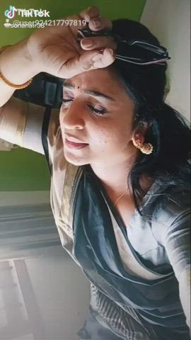 Aunt Indian MILF Saree clip