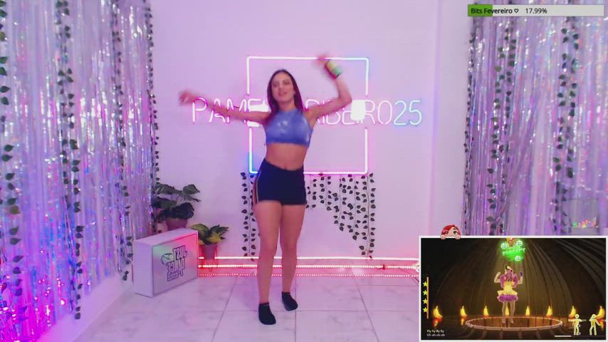 dancing thick thighs clip