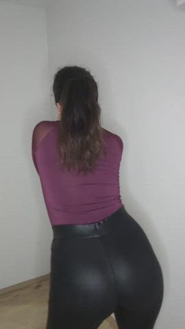 amateur anal ass brunette dancing leather teen clip