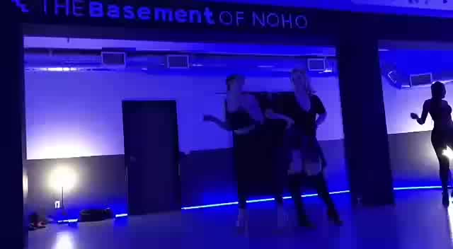 Ariana Basseri - Sexy Dance [Gifs]