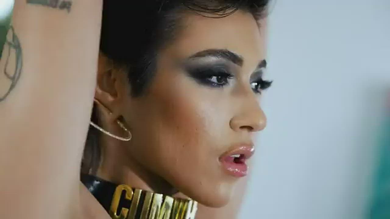 Brooklyn Gray Brunette Pornstar clip