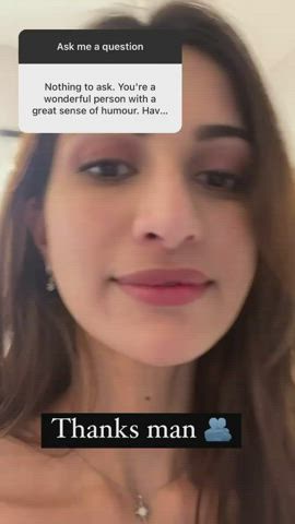 model petite pretty clip