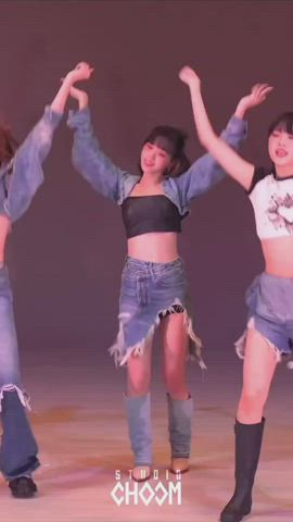 asian dancing korean legs thighs tight clip