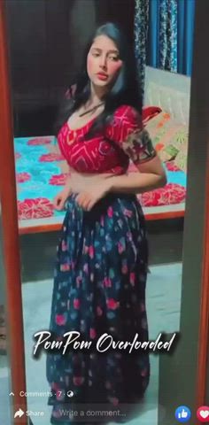 busty dancing desi clip