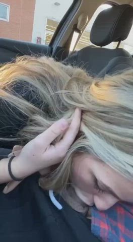 Amateur Blowjob Car Exhibitionist clip