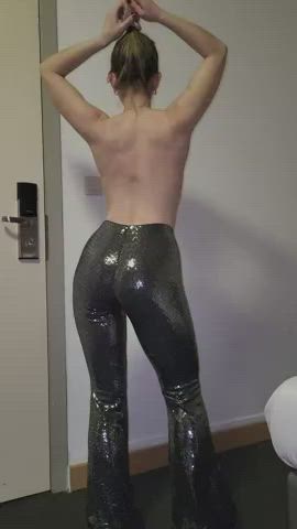 amateur ass dancing homemade onlyfans outdoor sex doll shaking tiktok clip