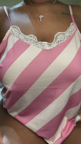 Big Tits Curvy Ebony clip
