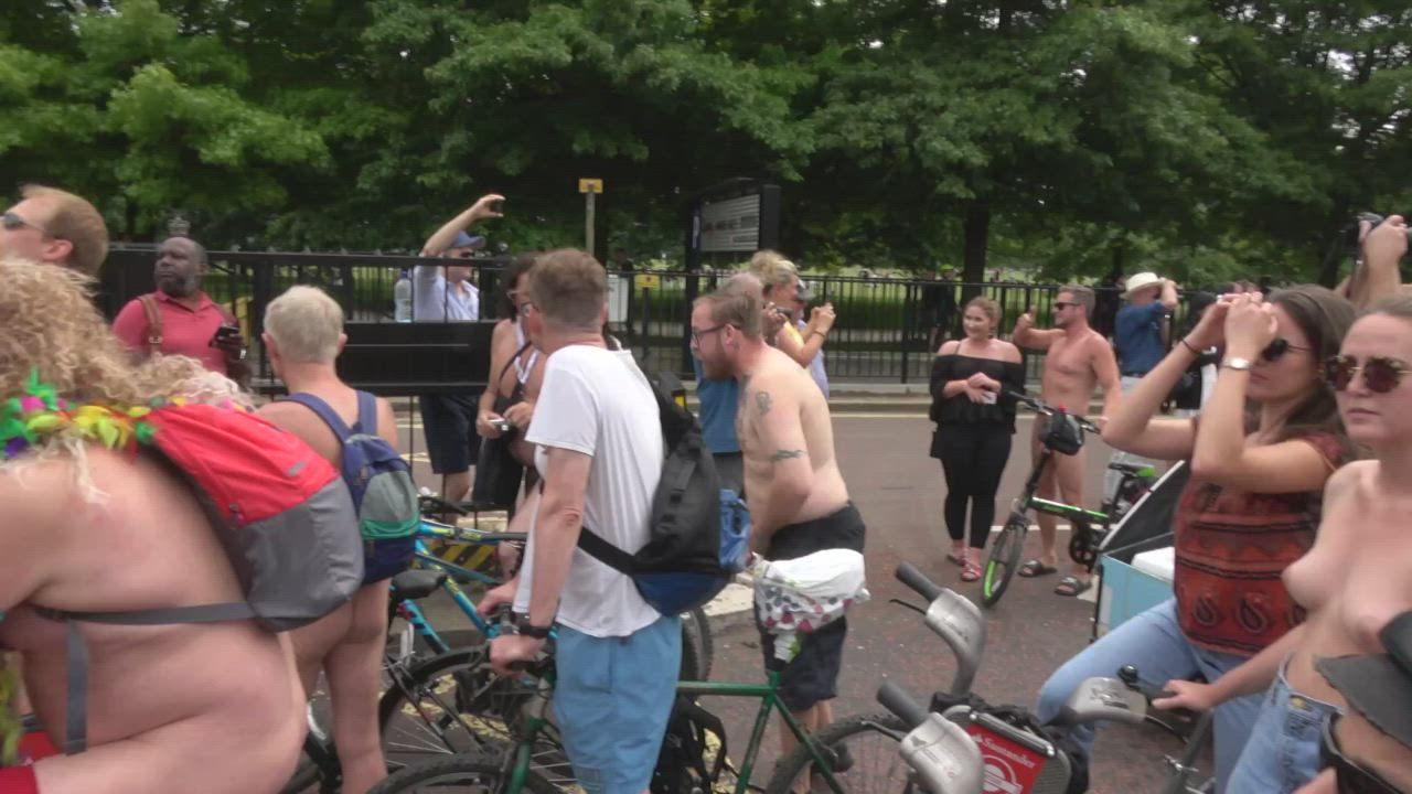 Nudist Public Teen clip