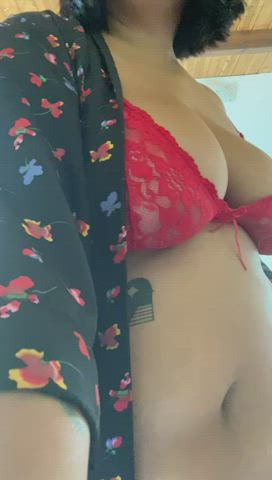 Curvy girl big heavy tits and giant juicy ass 😈😈