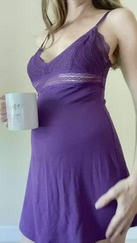 amateur babe brunette pregnant clip