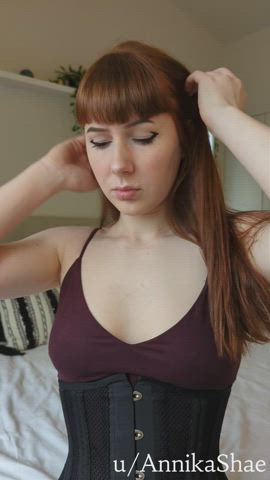 alt amateur corset onlyfans pale pretty redhead sfw clip