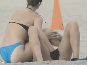 Beach Lesbians Masturbating clip