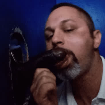 Blowjob Gay Glory Hole clip