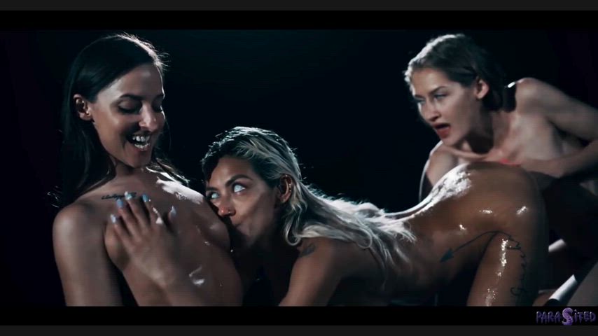 kelly collins lesbian lesbians scarlet skies scissoring small tits threesome clip