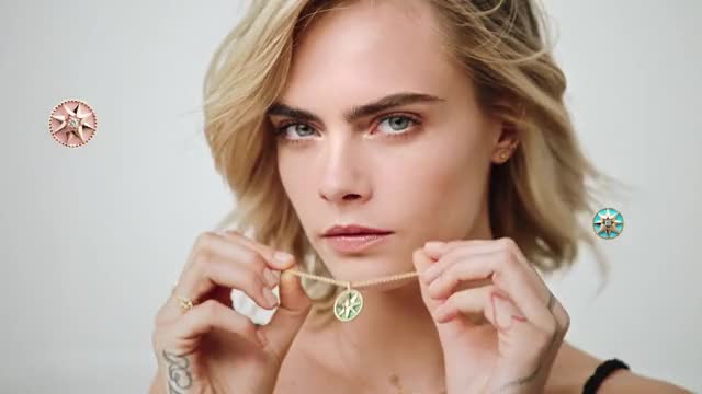 Cara Delevingne clip