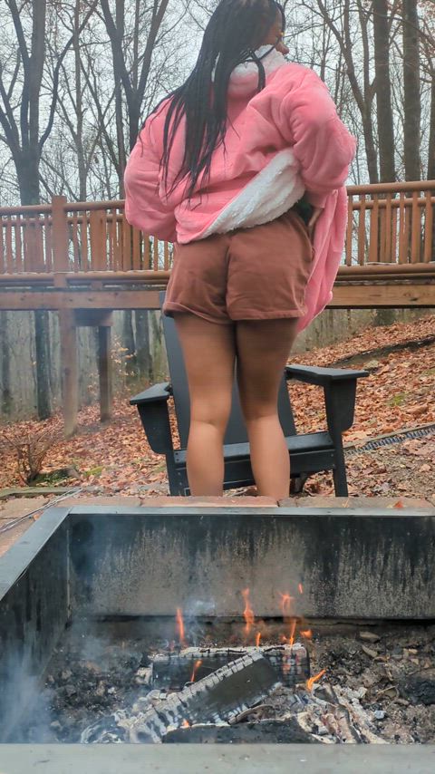 The fire kept my bum warm