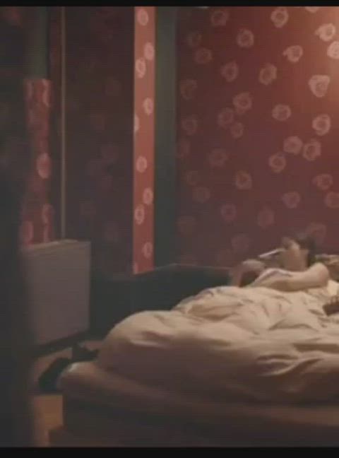 alexandra daddario celebrity nude nudity clip