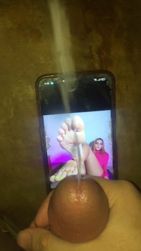 cum on feet cumshot feet fetish clip