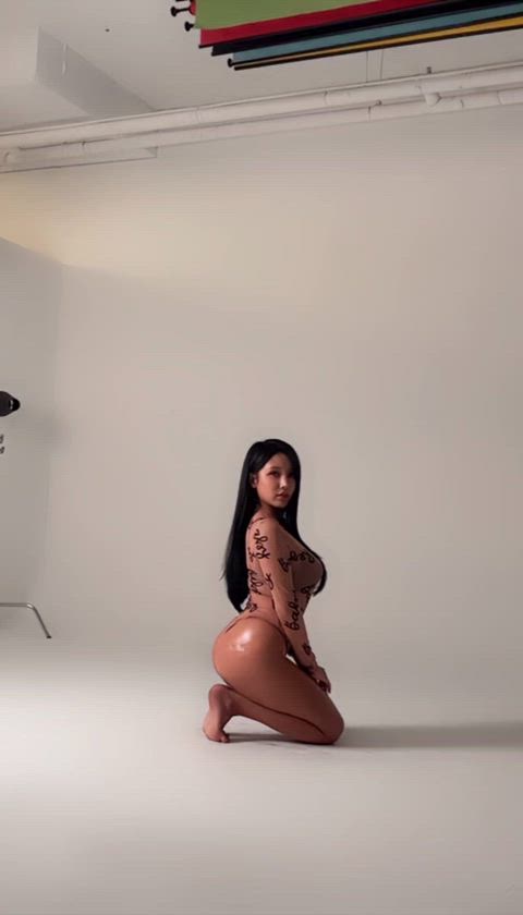 asian ass cute korean natural tits photoshoot thick clip