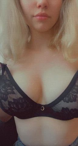 if you took a few seconds to look at my tits.. thank you! ๐