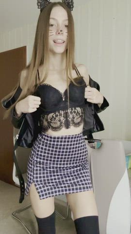 19 years old teen r/catgirls clip