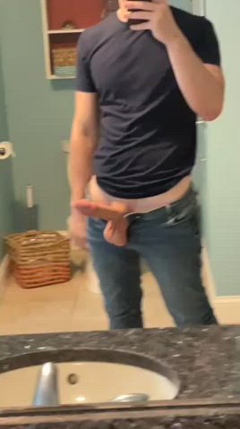 Meet me in the bathroom π