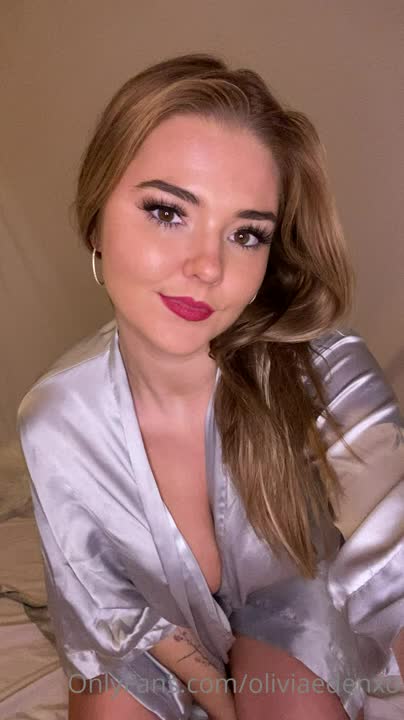 Caroline Simpson - College Girl