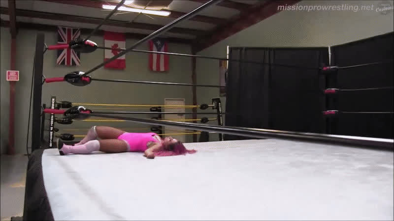 brunette mexican wrestling pink hair clip