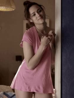 Nathalie Emmanuel clip
